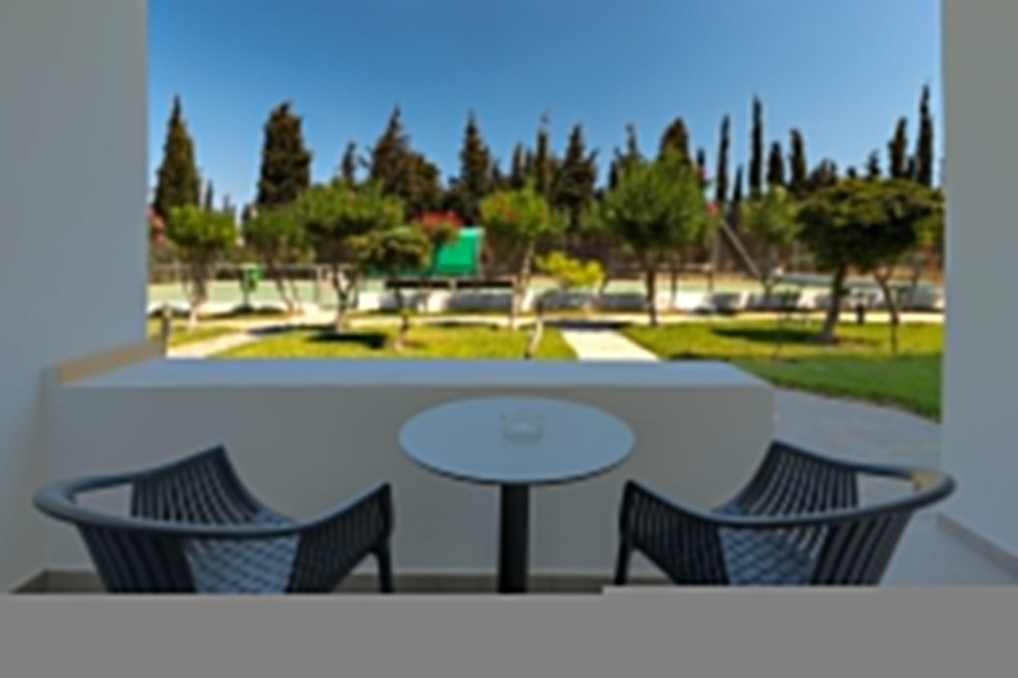 Platanista Resort 4*