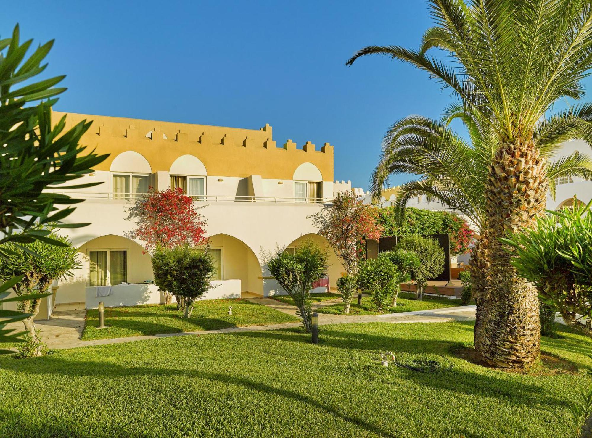 Platanista Resort