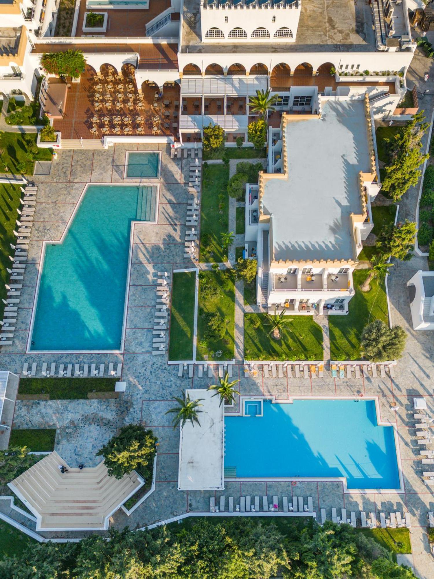 Platanista Resort